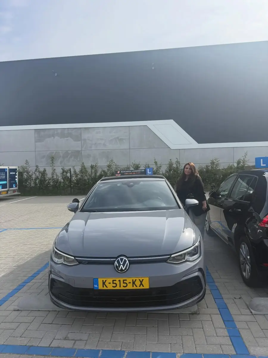 Geslaagde leerling bij Rijschool Linkerbaan
